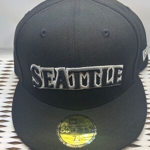 New Era Black and White Seattle 59FIFTY Hat